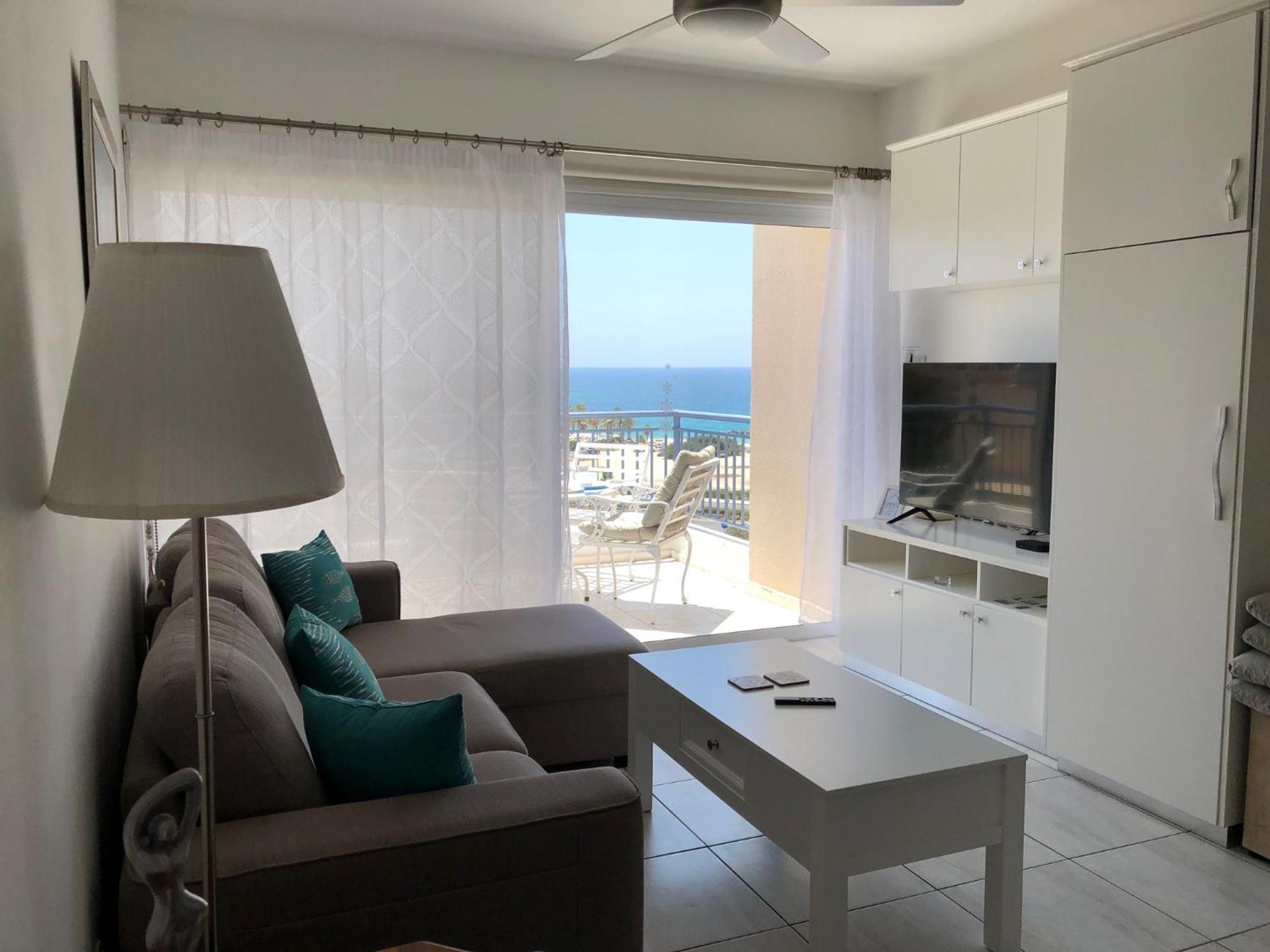 Kings Palace - Modern Penthouse With Incredible Sea Views Paphos Exterior photo